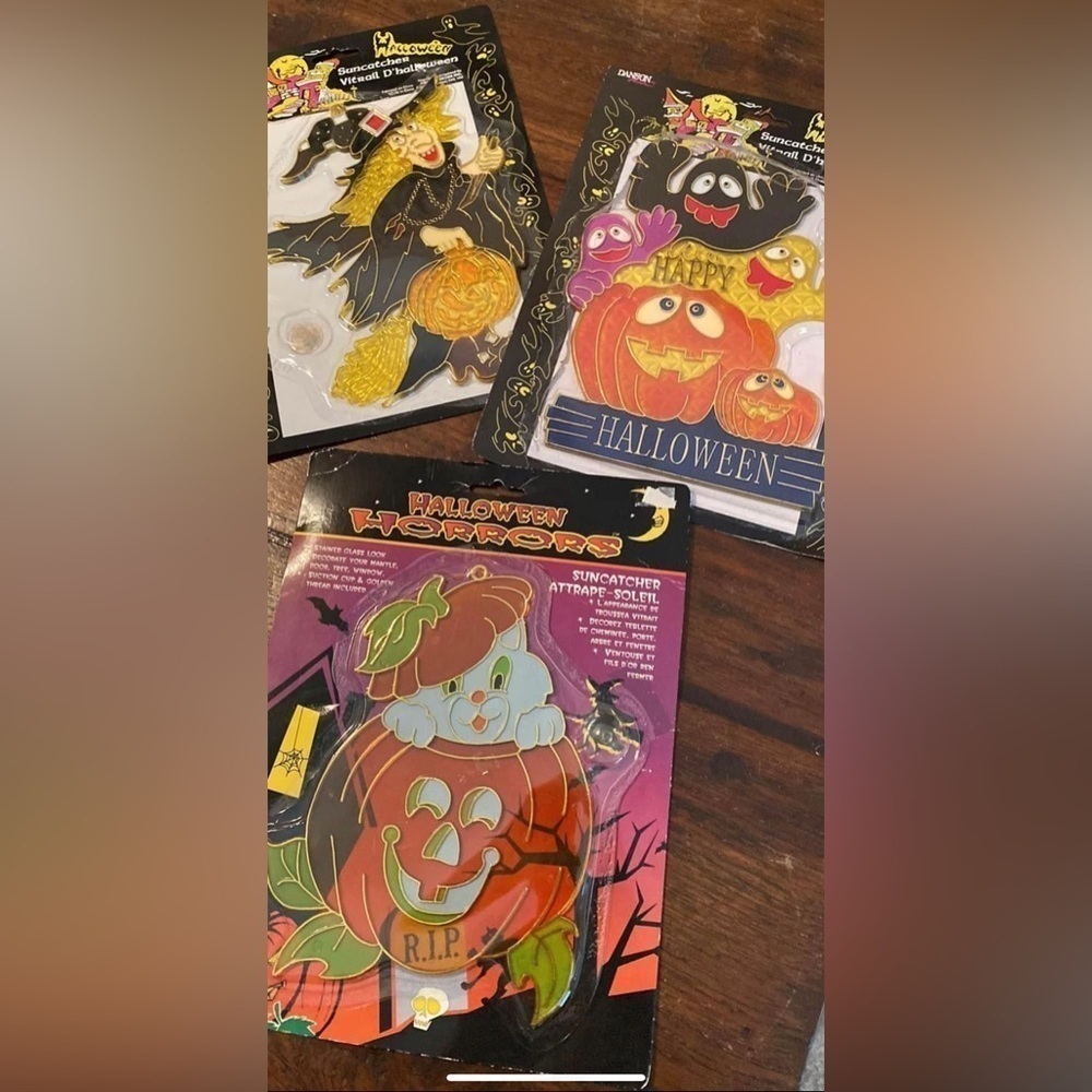 Rare in package Vintage Set of 3 Danson Halloween Sun catchers decorations